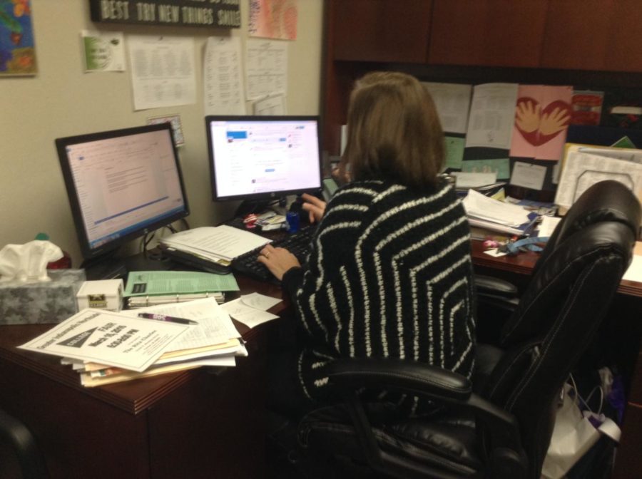 Melinda Stephen, College and Career Coordinator, works on an email about counseling center updates. Most of the information from the counseling center will be sent via email, but students will still receive information during SRT.