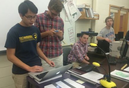 Students work on devices in Mr. Bonewits class. Bonewit is known for his integration of cutting edge technology in the classroom.