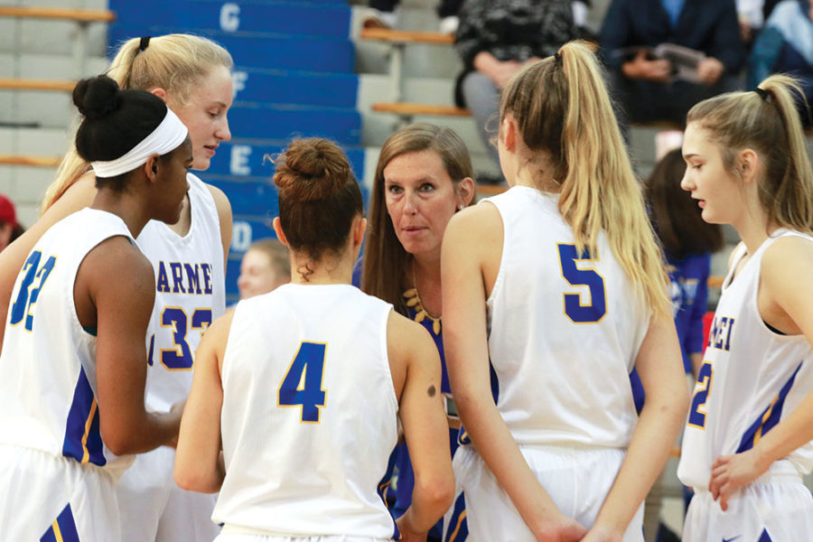 Women’s basketball team benefits from strong role model coach – HiLite