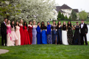 Raining on Prom Night? Here are places to take prom photos in case of inclement weather this Saturday