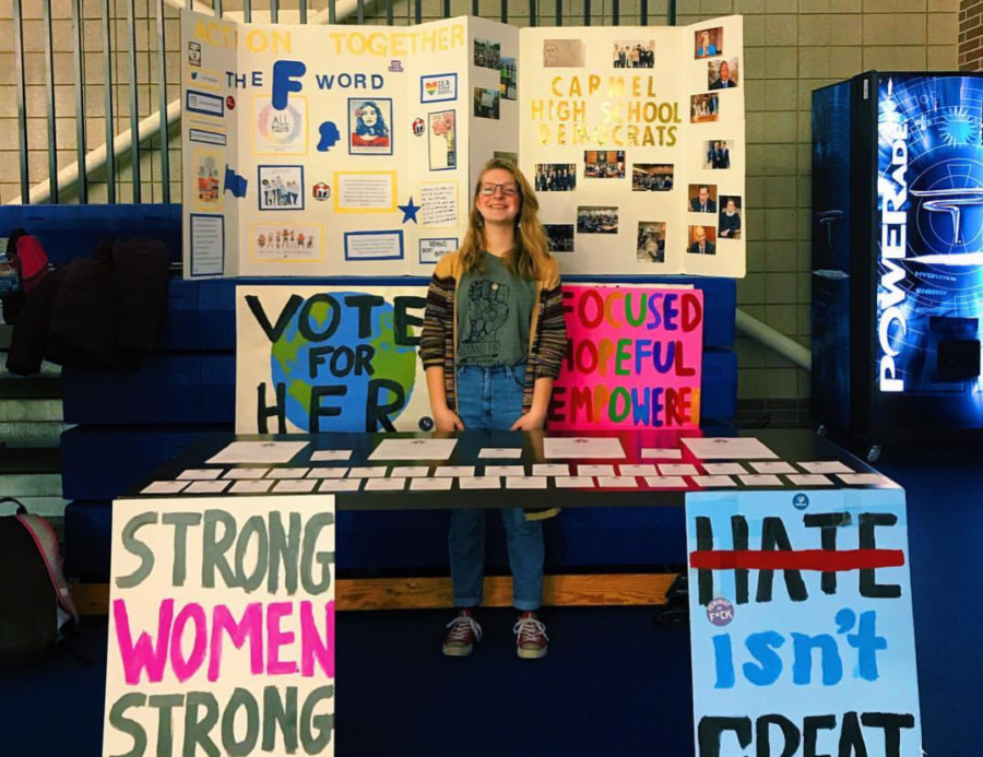 Club member and junior Chloe Wareham operates the Democrat’s Club during the Freshman Activites Fair on Aug. 26. According to Zoe Koniaris, a major goal of Democrats Club is educating people in and outside of the club about civics.
