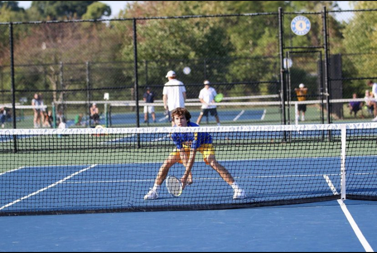 Jack+Jentz%2C+tennis+player+and+senior%2C+plays+in+the+Senior+Night+match+against+Guerin+Catholic.+Coach+Brunette+said+the+team+will+be+a+top+contender+for+the+State+championship+in+late+October.%0A