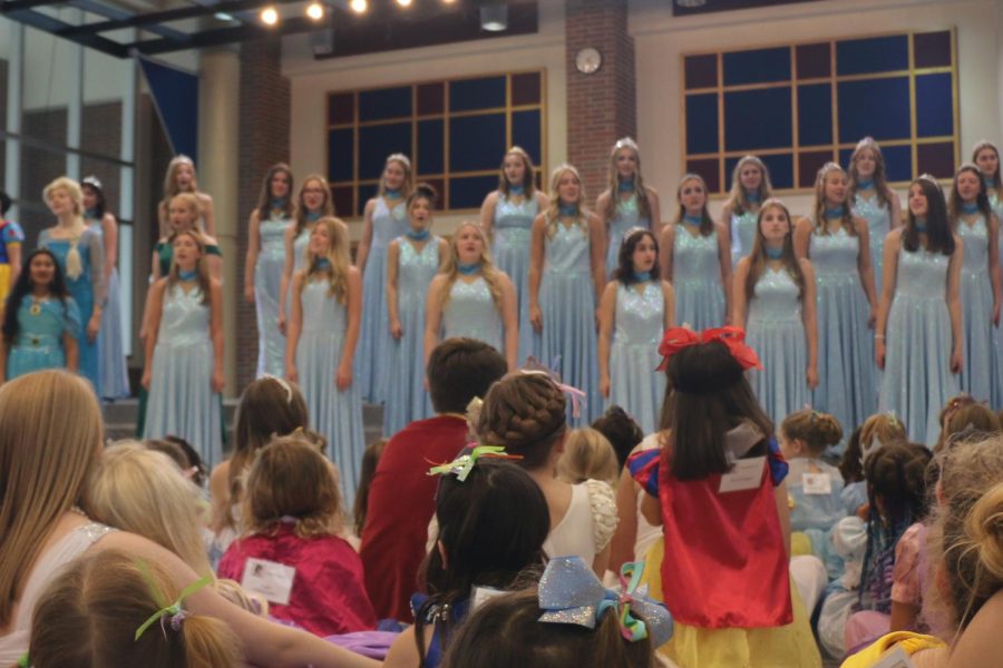 PRINCESS POWER: The Accents show choir performs at the seventh annual Accents Princess Academy on Nov. 5. Princess Academy includes crafts, performances, meet and greets, games, and hair and nails stations for children that participate.