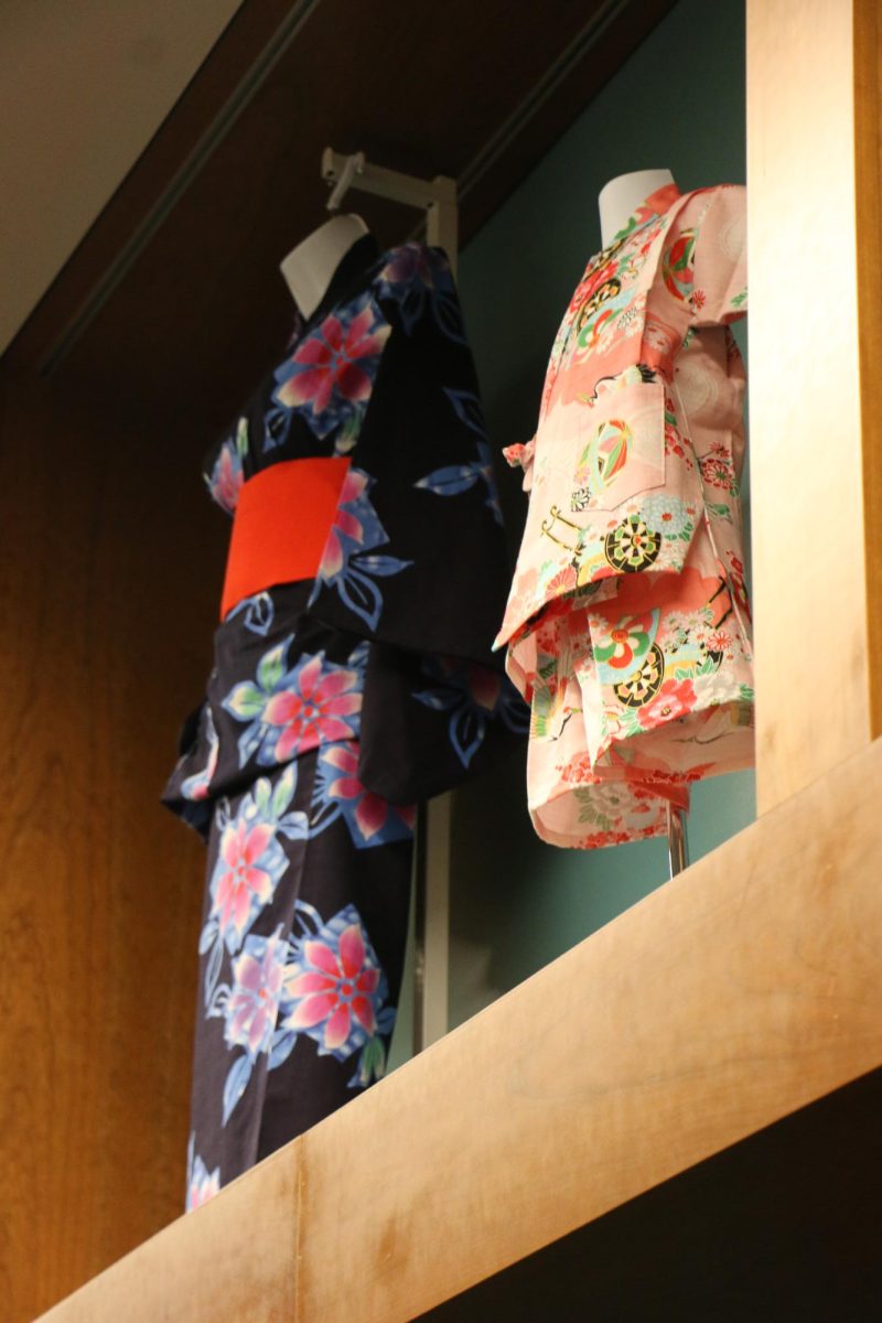 The exhibit features different Japanese cultural artifacts, including a yukata and jinbei. Sophomore Taylor Zhang said the exhibit reminds her of elements of culture she has personally interacted with. 
