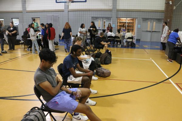 Students await their scheduled blood drive appointment last year on Sept. 7. Foutz said that all the blood donated in this year’s blood drive will be donated to local hospitals in Indiana. PHOTO CREDITS: Saahas Kandru